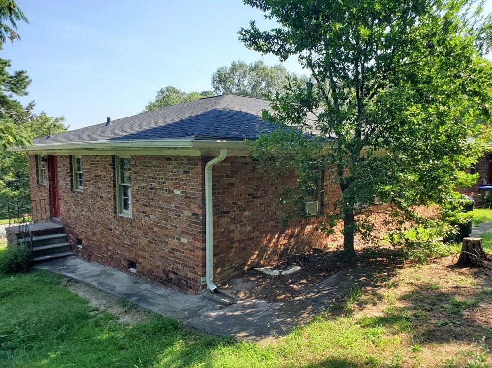 2984 Whispering Hl Dr, Atlanta GA  30341-5154 exterior