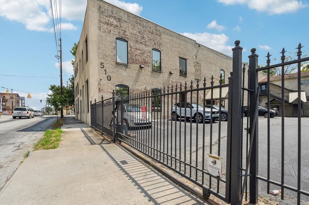 510 Whitehall St, Atlanta GA  30310-0019 exterior