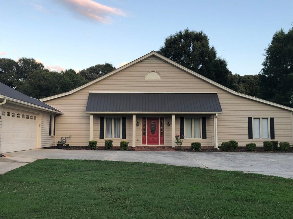 205 Bear Creek Rd, Lavonia, GA 30553