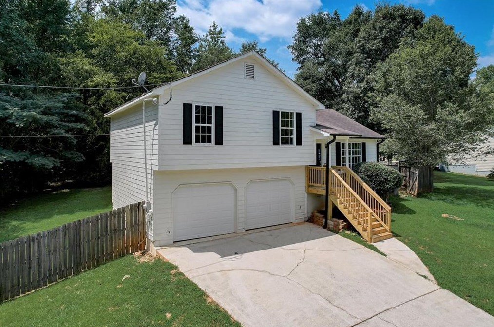 389 Rustin Dr, Dallas, GA 30157