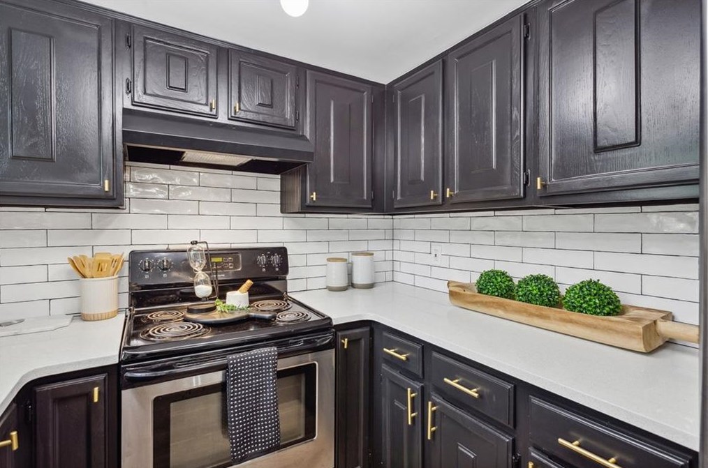 2107 Simsbury Ln, Atlanta GA  30338-6511 exterior