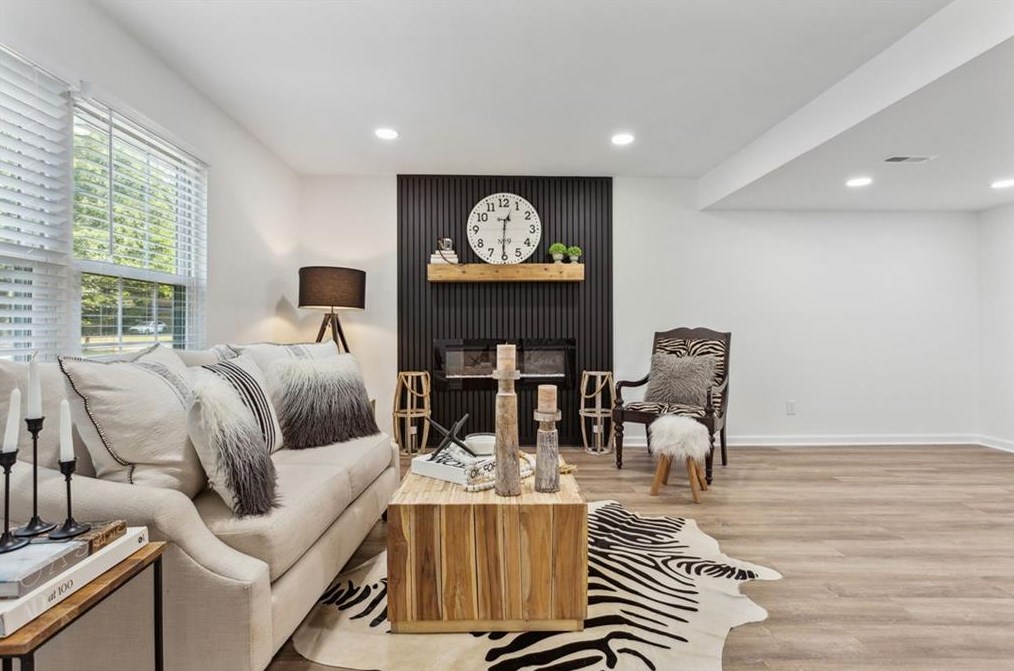 2107 Simsbury Ln, Atlanta GA  30338-6511 exterior