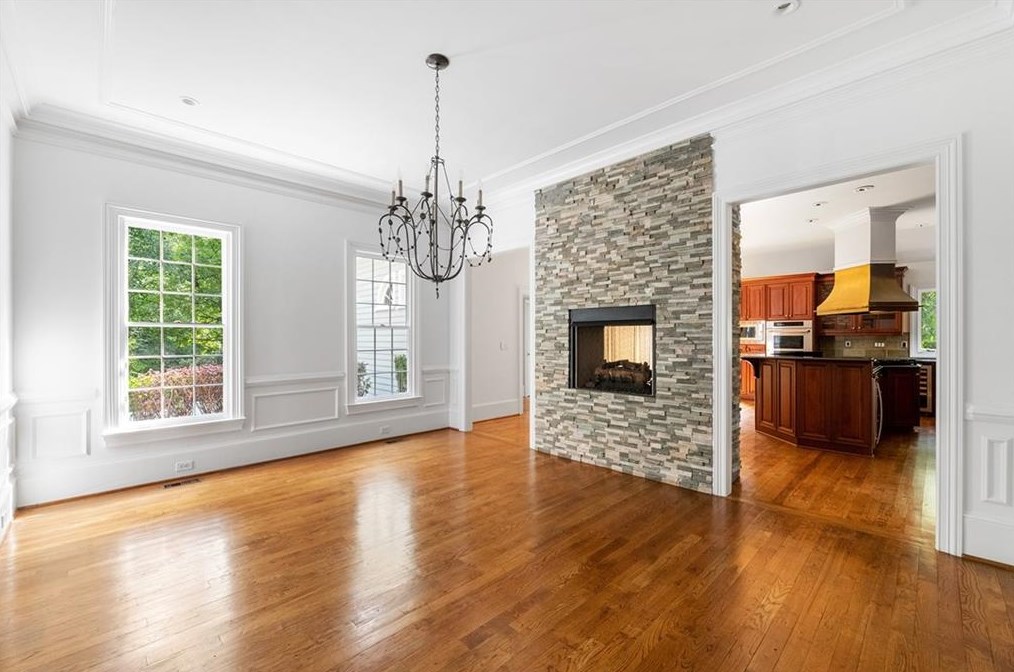3408 Wood Valley Rd, Atlanta GA  30327-1518 exterior