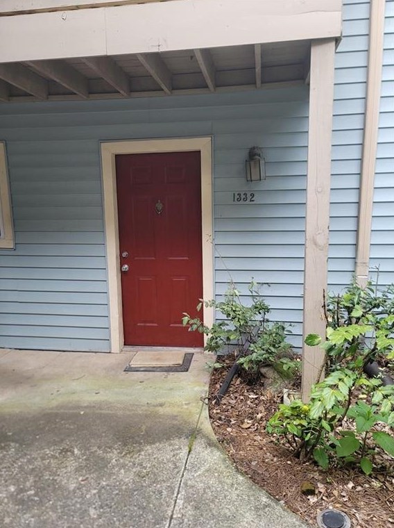 1332 Brockett Pl, Clarkston, GA 30021