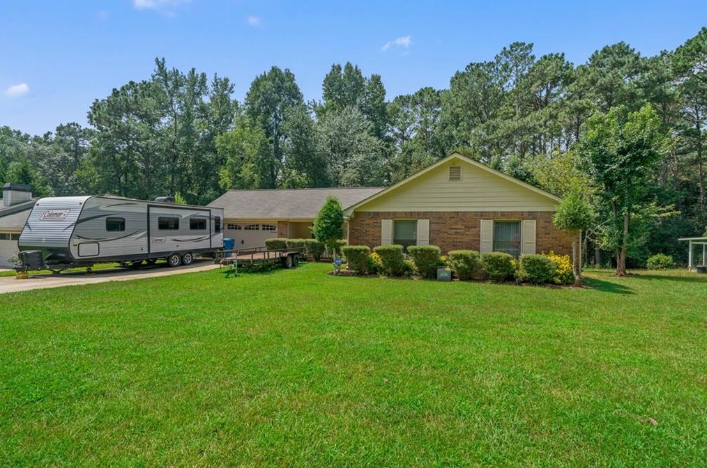 1047 Plantation Blvd Se, Conyers, GA 30094