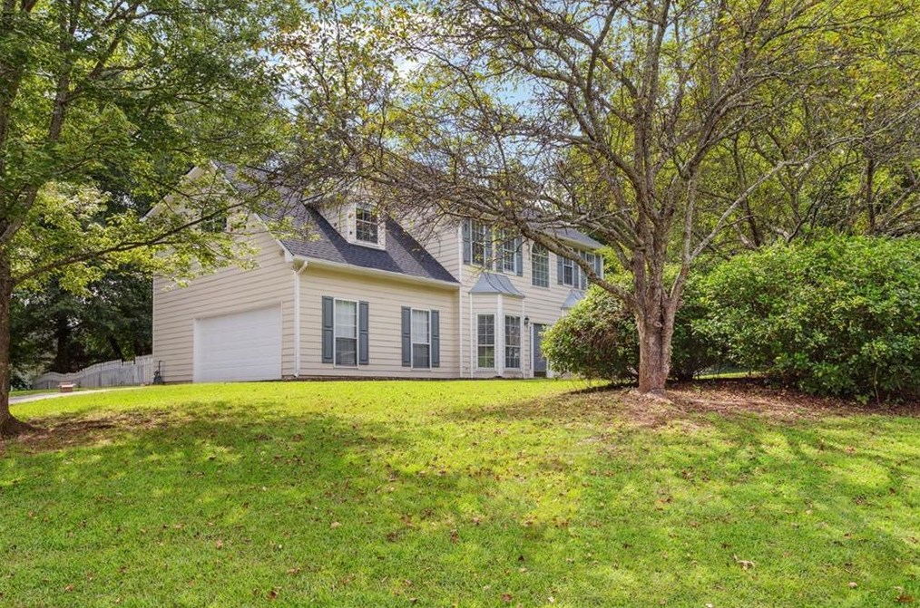 1564 Heartwood Dr, Lawrenceville, GA 30043-4271