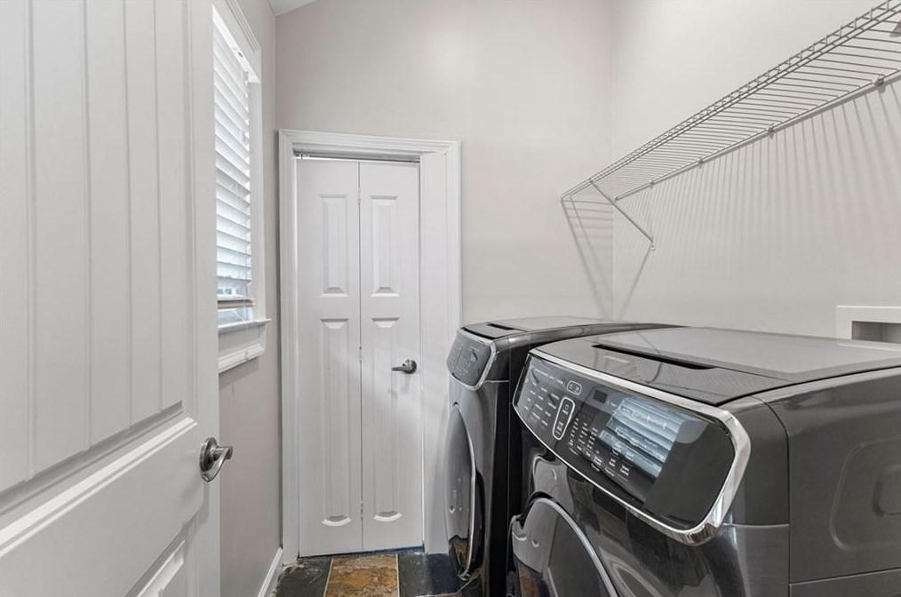 1311 Skyhaven Rd, Atlanta GA  30316-2607 exterior