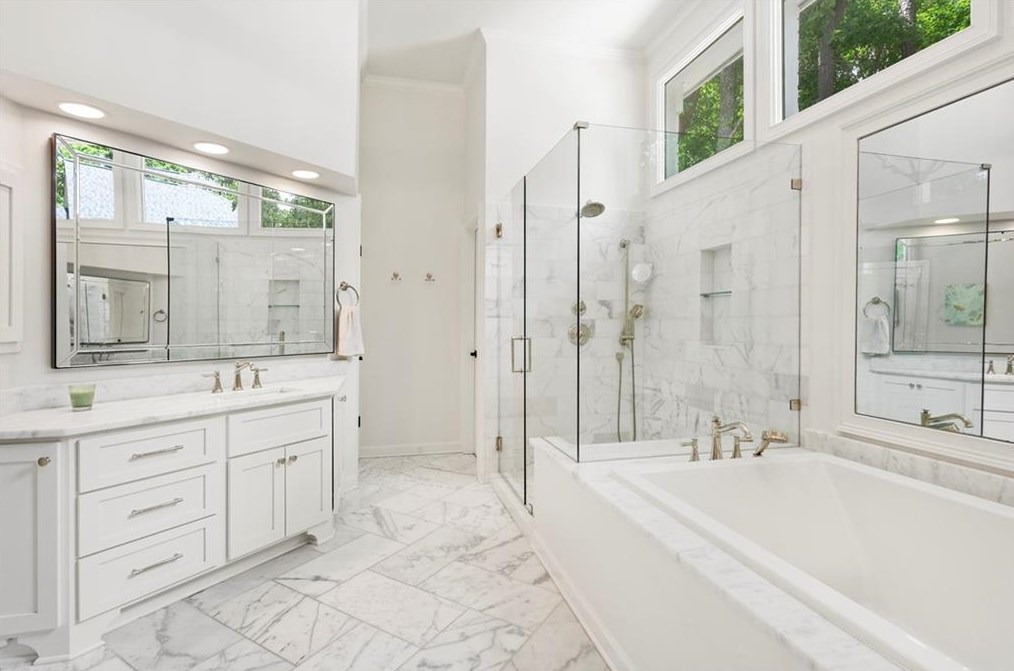 1271 Westminster Walk, Atlanta GA  30327-1717 exterior