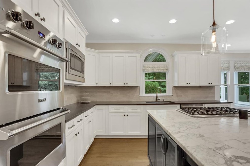 1271 Westminster Walk, Atlanta GA  30327-1717 exterior