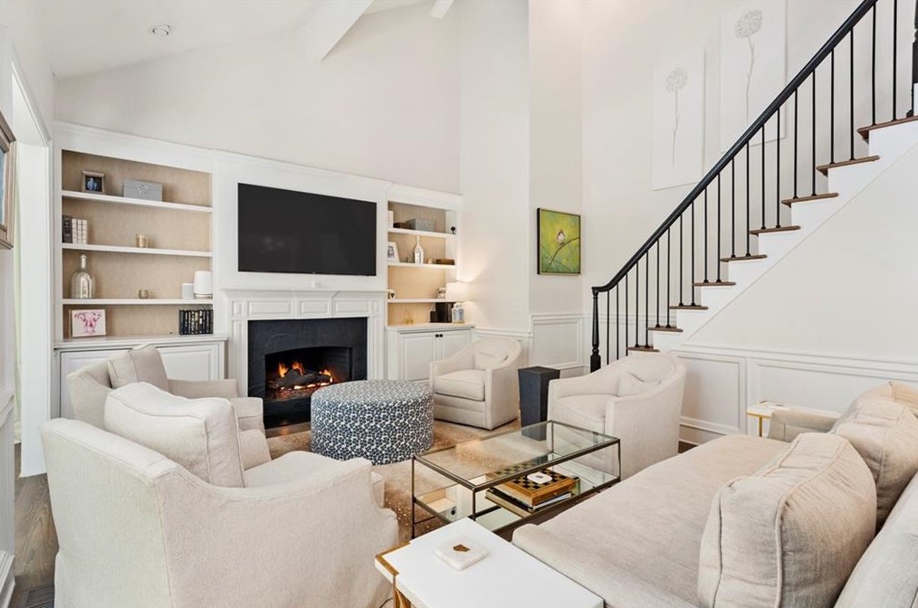 1271 Westminster Walk, Atlanta GA  30327-1717 exterior