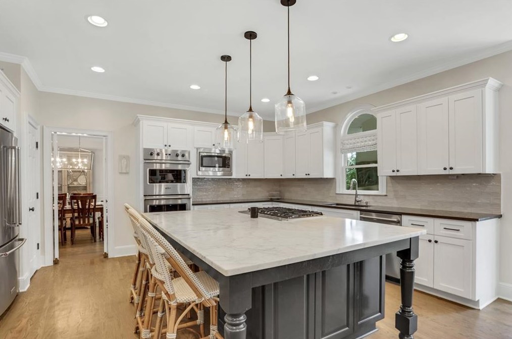 1271 Westminster Walk, Atlanta GA  30327-1717 exterior