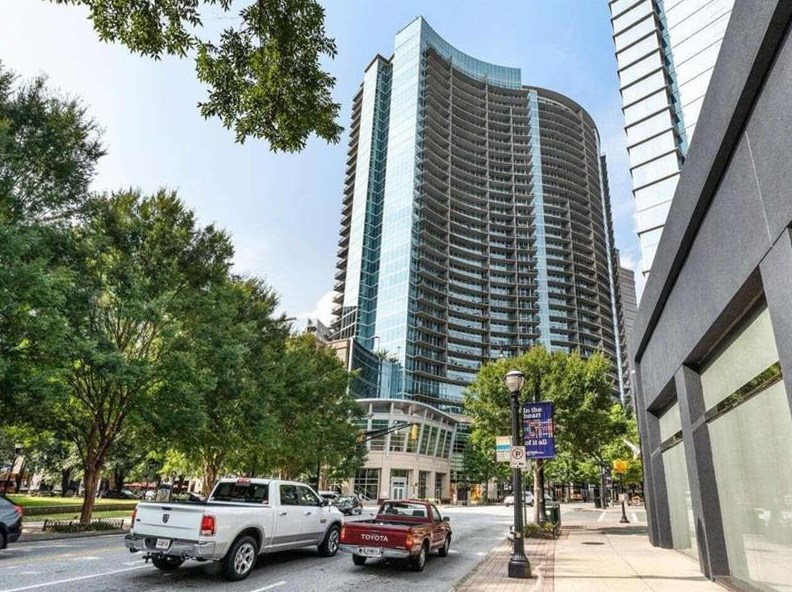 1080 Peachtree St, Atlanta GA  30309-3963 exterior