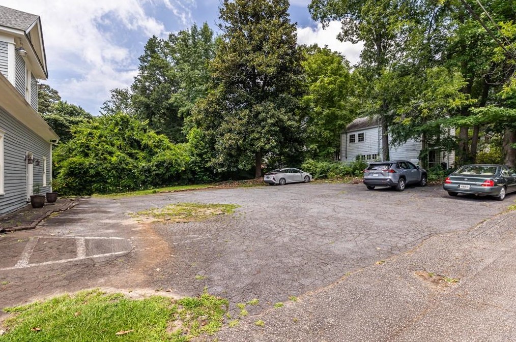 836 Sycamore St, Decatur GA  30030-2063 exterior