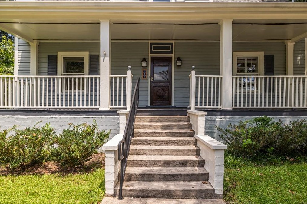 836 Sycamore St, Decatur GA  30030-2063 exterior