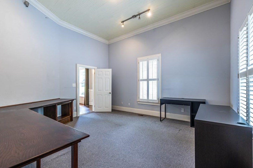 836 Sycamore St, Decatur GA  30030-2063 exterior