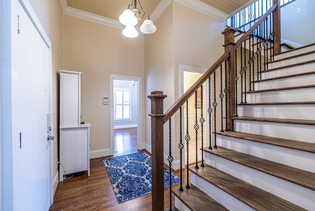 836 Sycamore St, Decatur GA  30030-2063 exterior