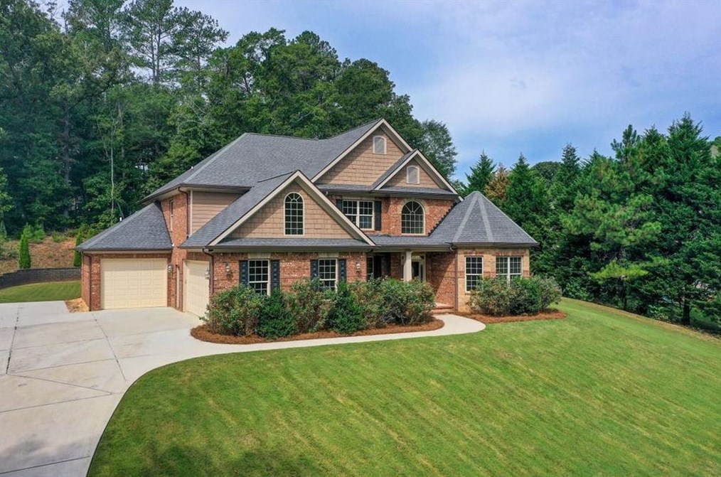1129 Lexington Ridge Rd, Hoschton, GA 30548-3731