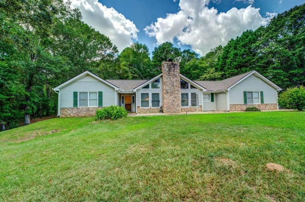 104 Briar Patch Rd, Porterdale, GA 30014