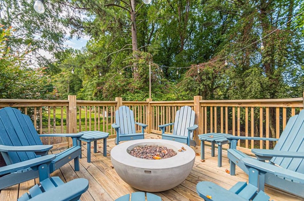 2632 Spring Dr Se, Smyrna, GA 30080