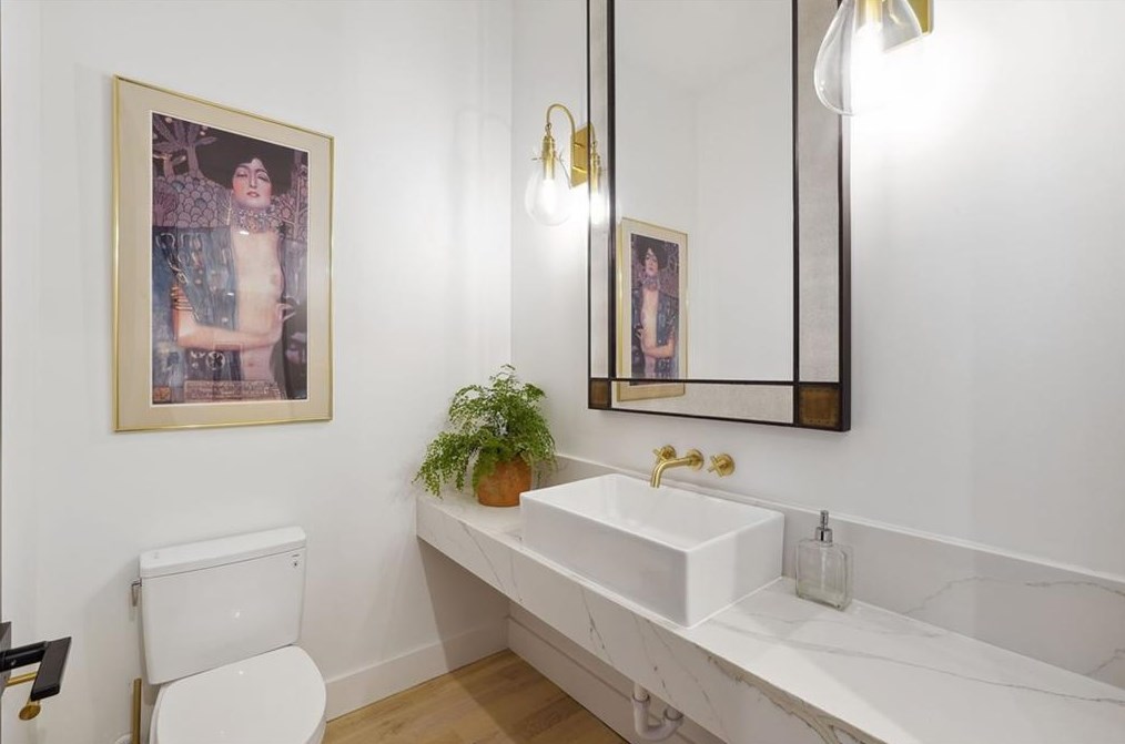 432 Pharr Rd, Decatur GA  30030-4426 exterior