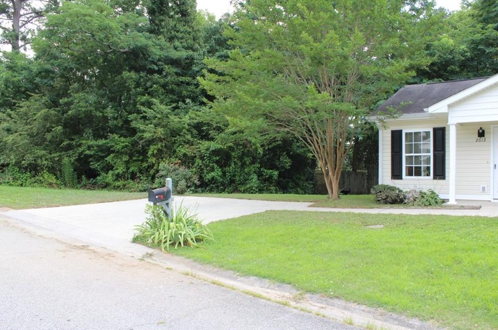 2613 Bates St, Smyrna, GA 30080-2428