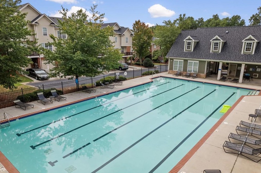 1404 Ruffner Ln, Lawrenceville GA  30043-8197 exterior