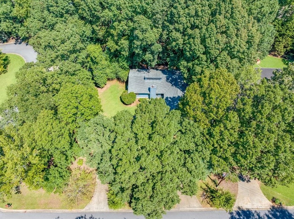 150 Austin Dr, Athens, GA 30606-1912