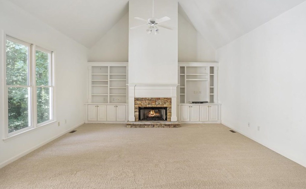 3045 Burlingame Dr, Roswell, GA 30075-6455
