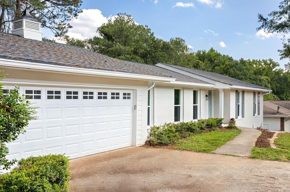1110 Old Forge Dr, Roswell, GA 30076-1625