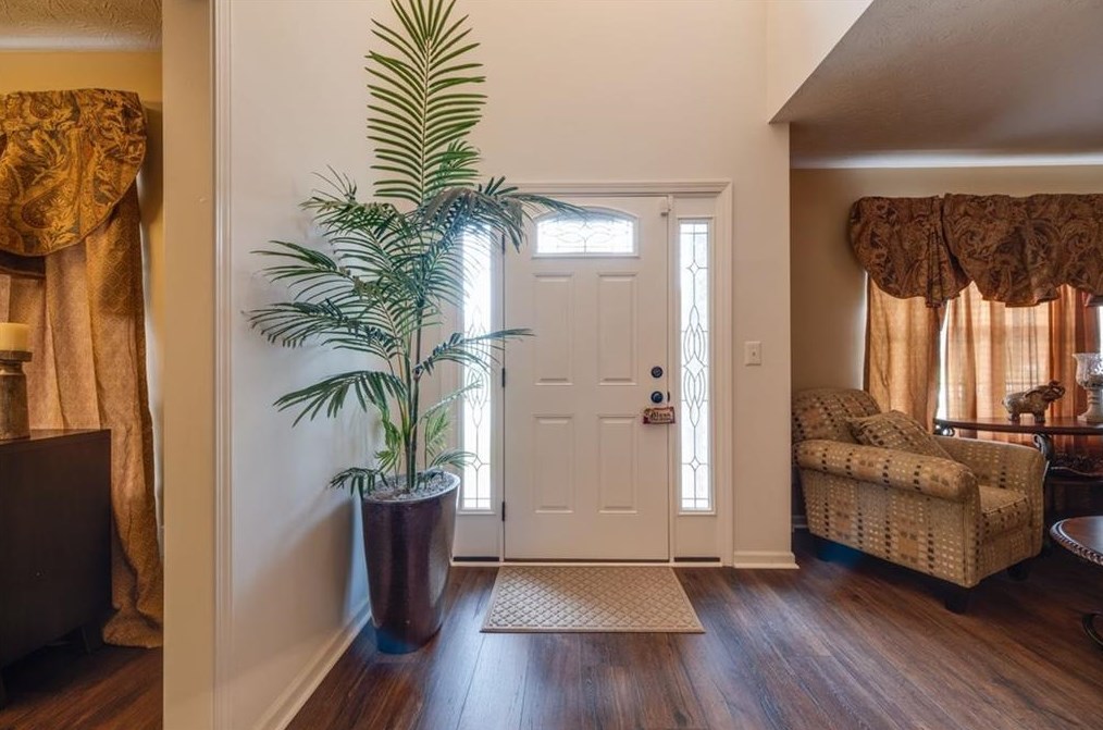 4427 Cross Ln, Decatur GA  30035-2118 exterior