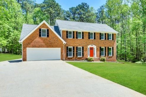 1592 Stoneleigh Hill Rd, Lithonia, GA 30058
