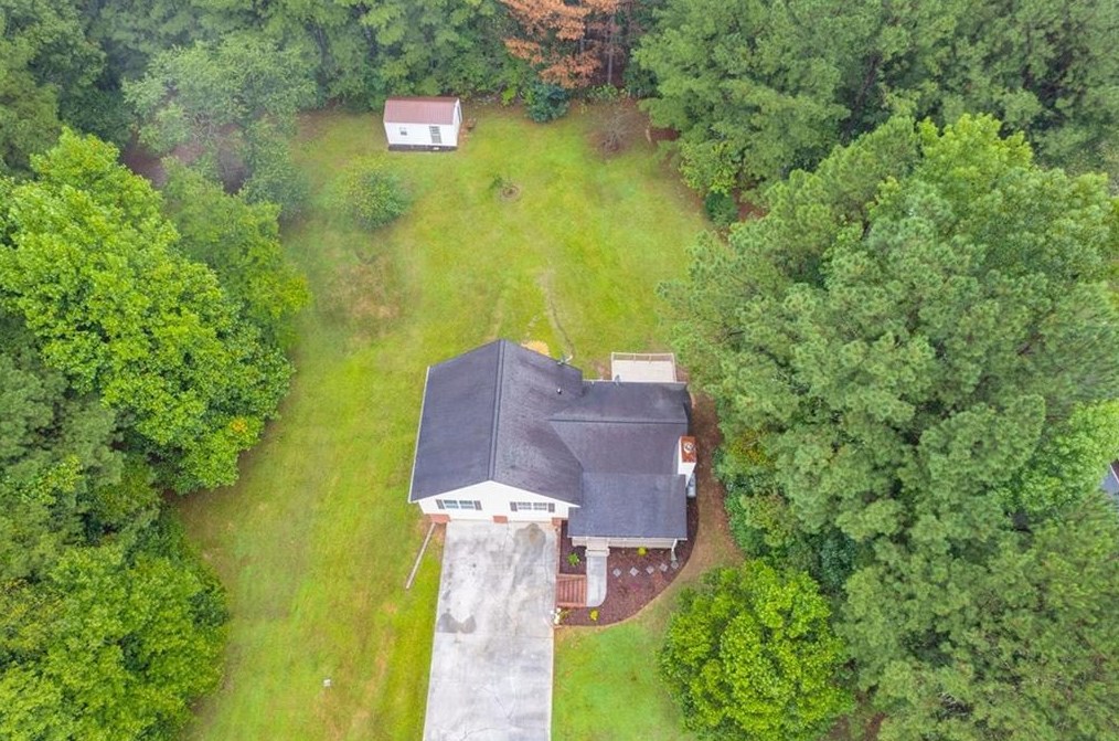 77 Ridge Dr, Tallapoosa, GA 30176-1089
