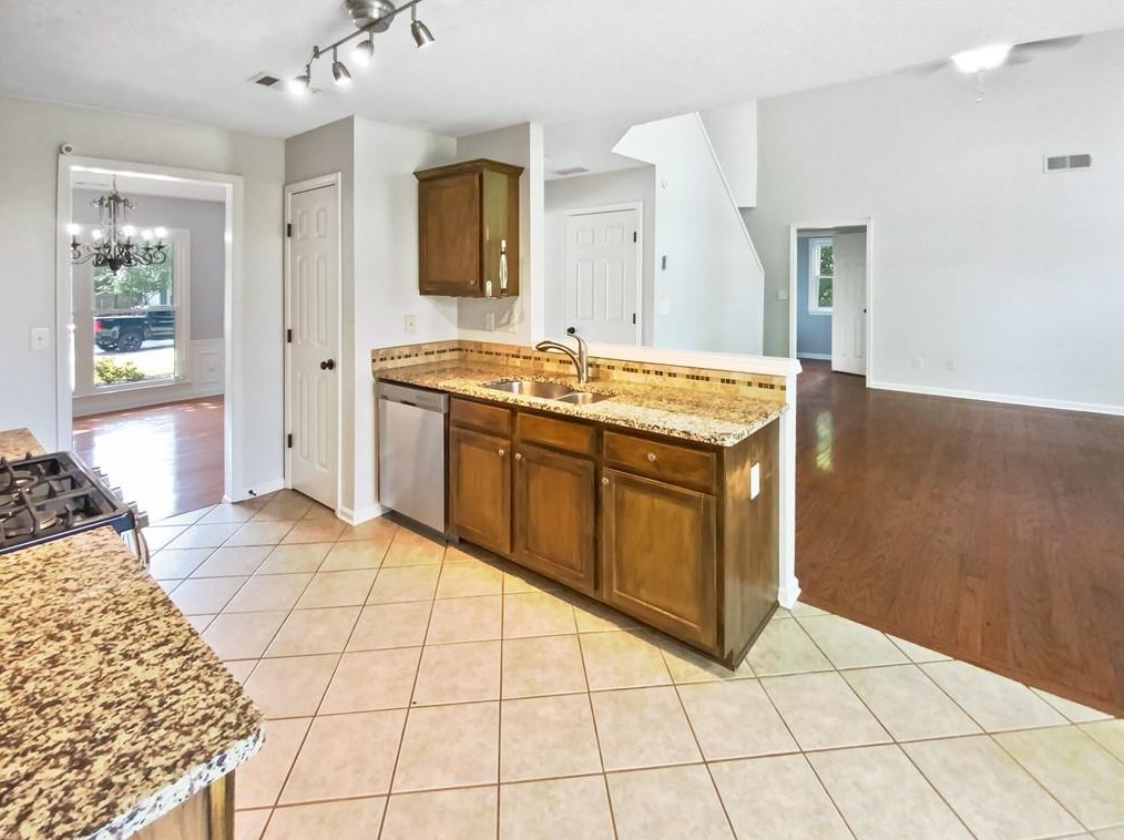 2944 Cottesford Way, Smyrna GA  30080-2193 exterior