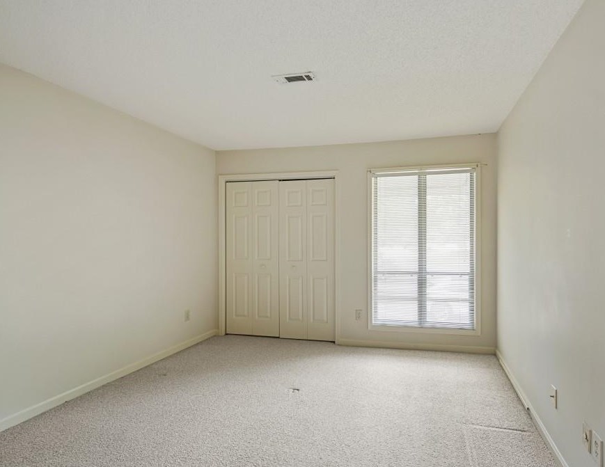 1098 Creatwood Pl, Smyrna GA  30080-8214 exterior