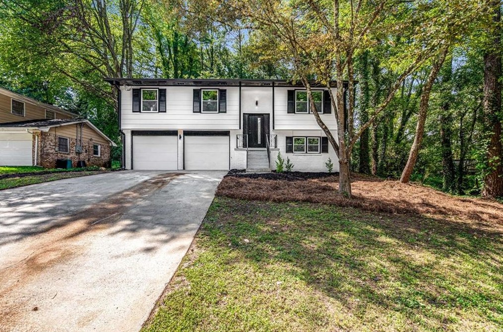 3997 Wedgefield Cir, Decatur GA  30035-2387 exterior