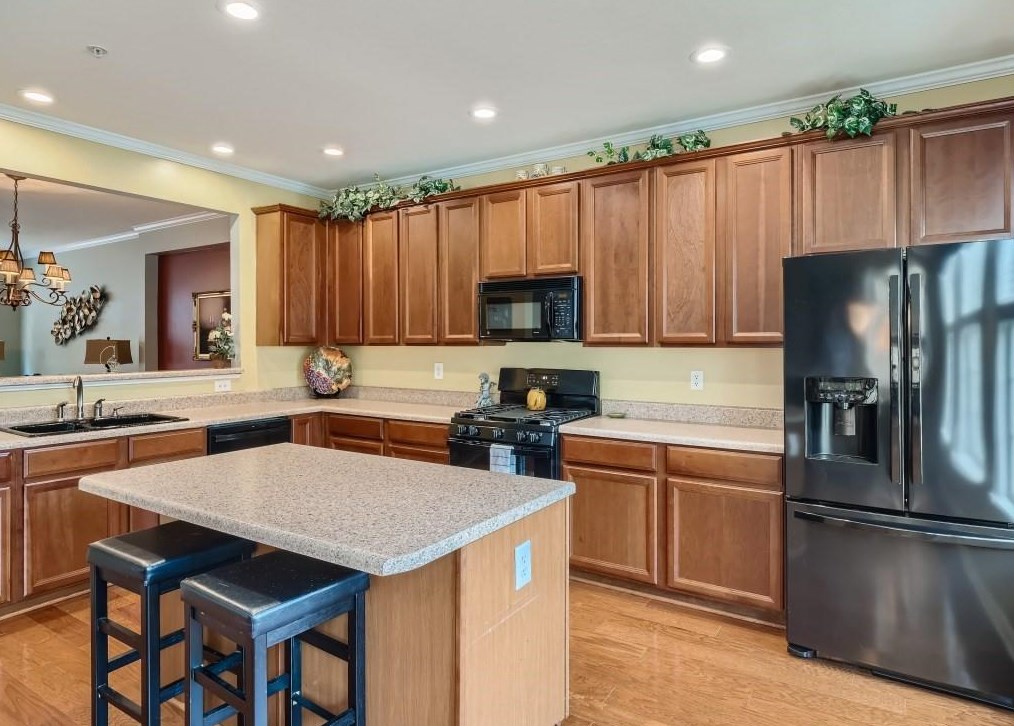 4721 Creekside Villas Way, Smyrna GA  30082-4895 exterior