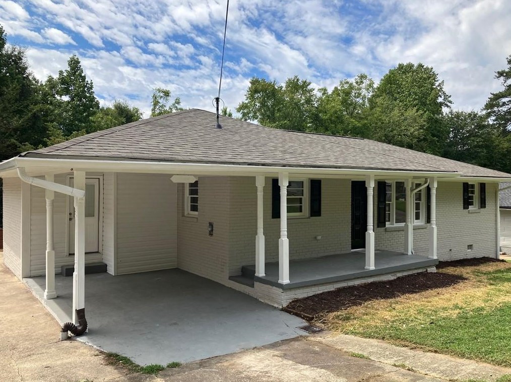 1044 Woodward Cir Sw, Mableton, GA 30126