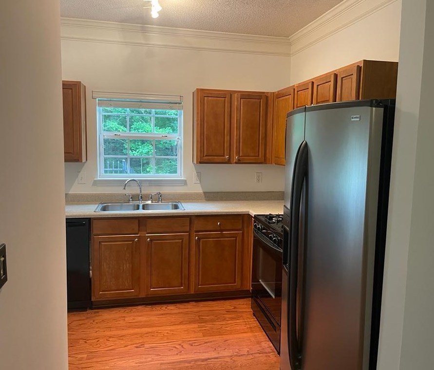 5589 Otley Pl, Alpharetta, GA 30022-8679