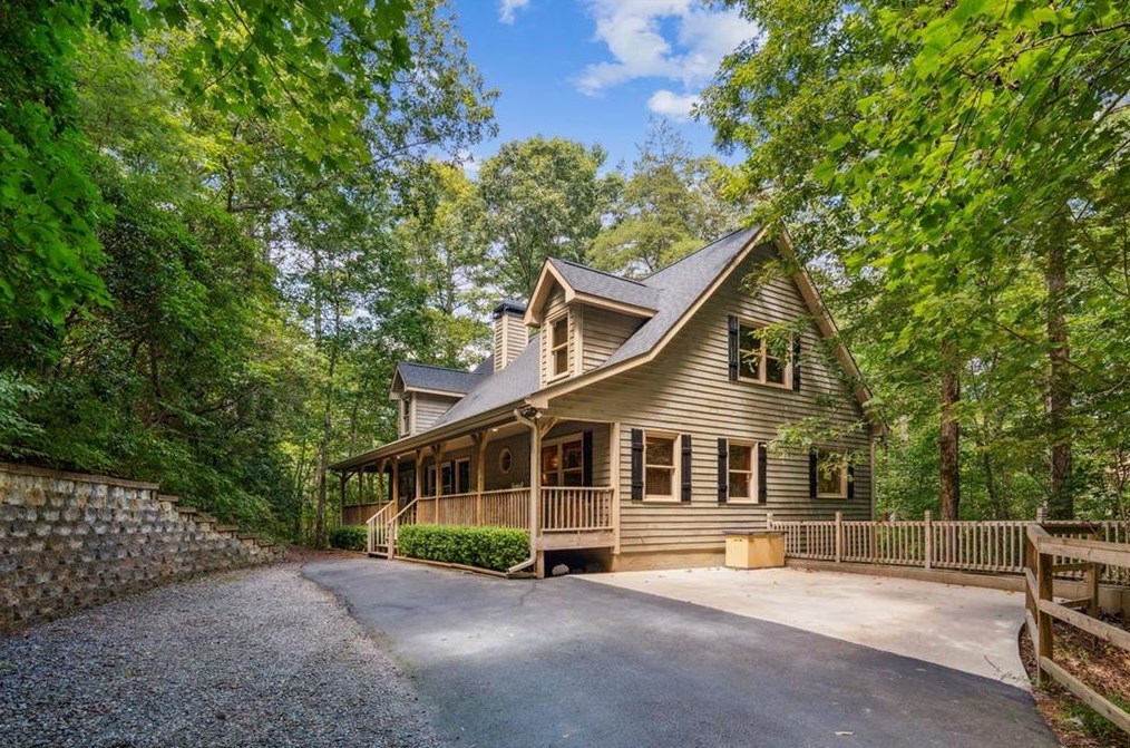 1715 Bahn Innsbruck, Helen, GA 30545-2944