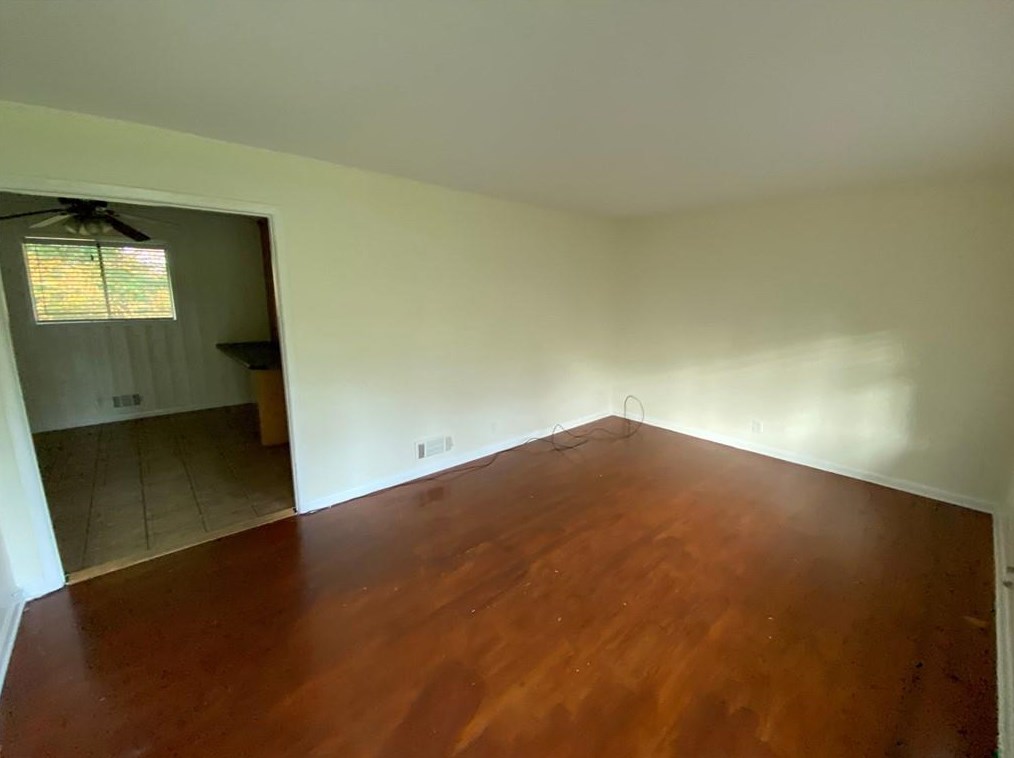 2474 Jenay Ct, Decatur, GA 30032