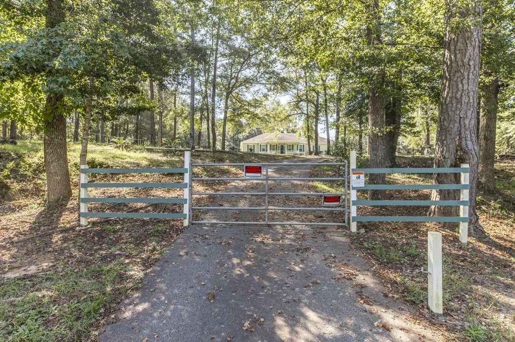 4691 Donnan Rd, Macon, GA 31217-6187