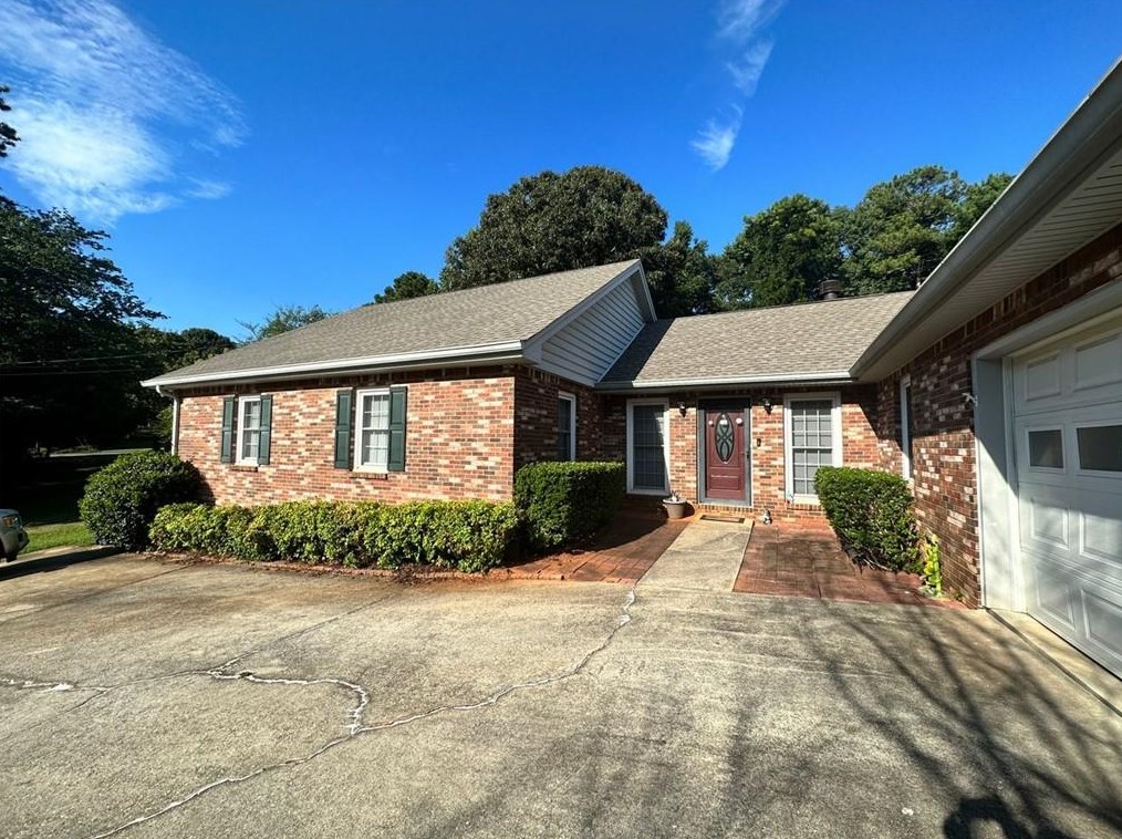 550 Exam Ct, Lawrenceville, GA 30044-5428