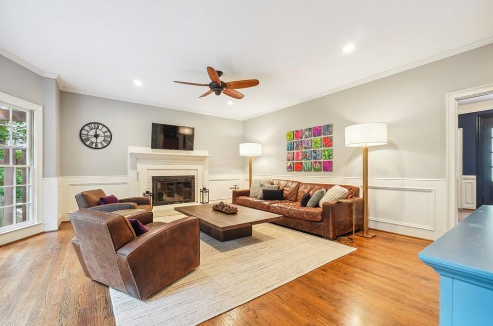 10455 Centennial Dr, Alpharetta GA  30022-5768 exterior