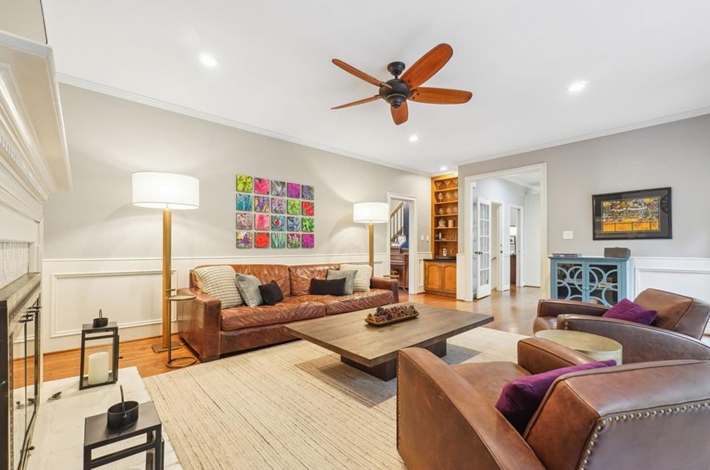 10455 Centennial Dr, Alpharetta GA  30022-5768 exterior