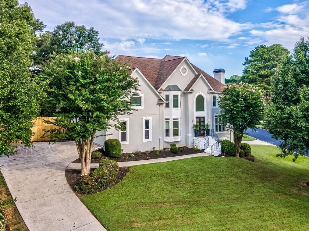 230 Fernly Park Dr, Alpharetta, GA 30022-8029