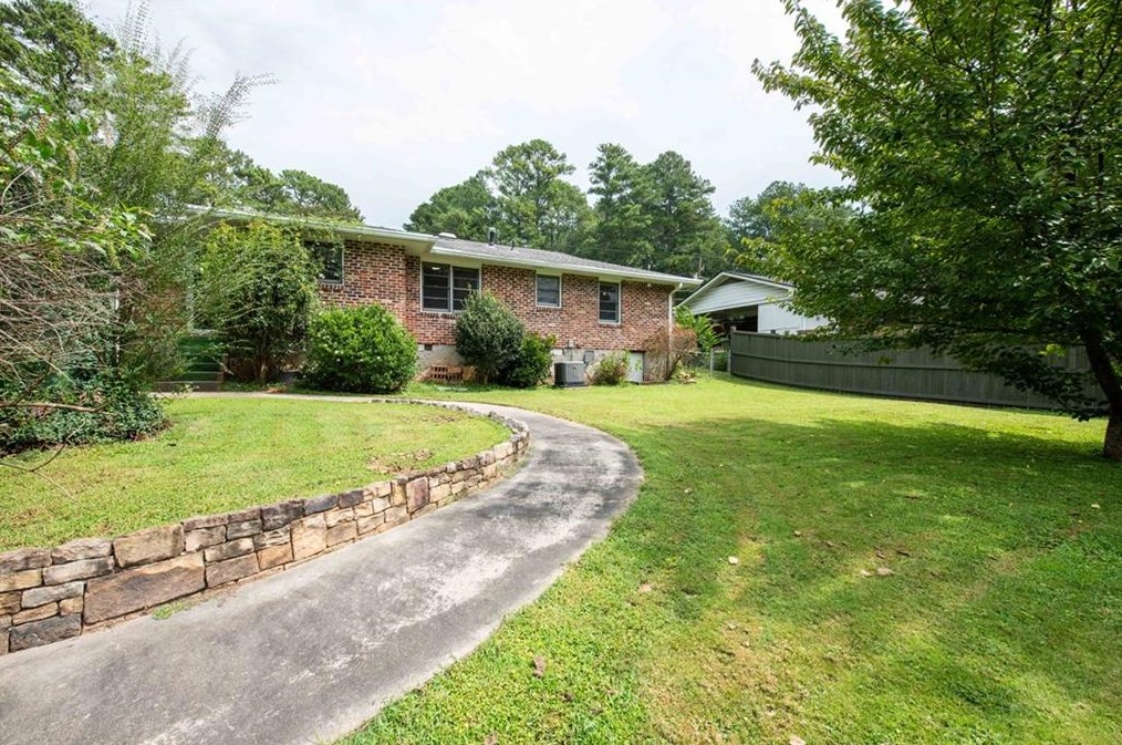 2479 Harrington Dr, Decatur GA  30033-4903 exterior