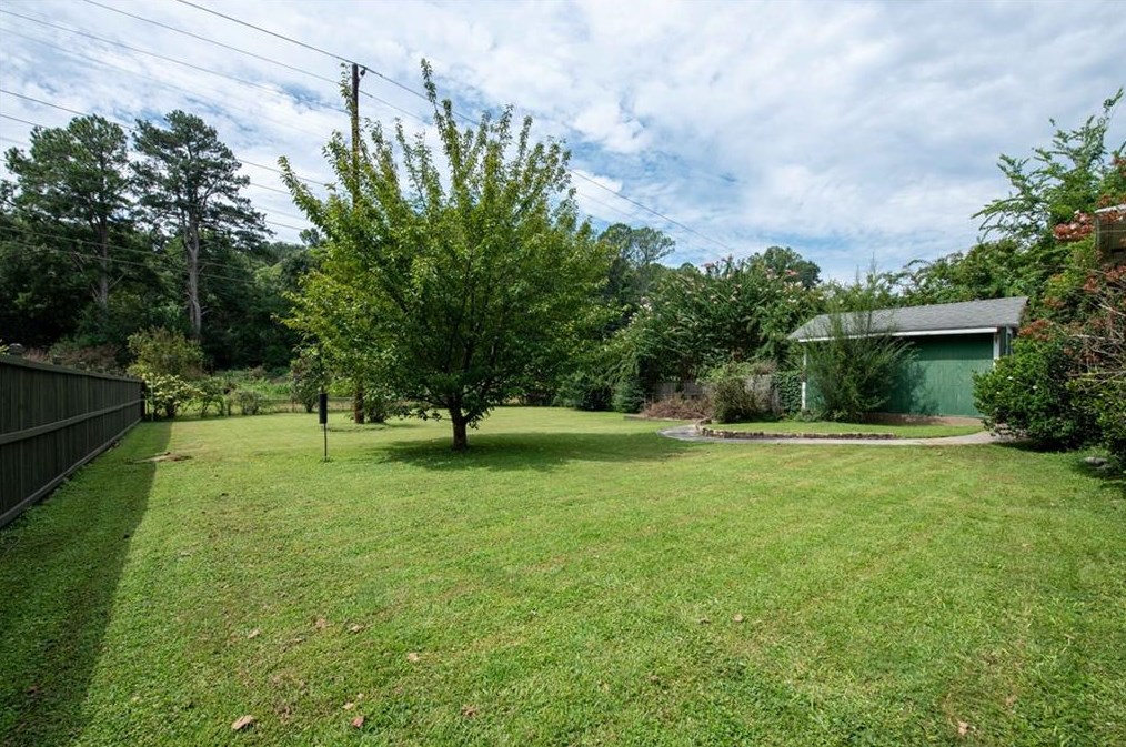 2479 Harrington Dr, Decatur GA  30033-4903 exterior