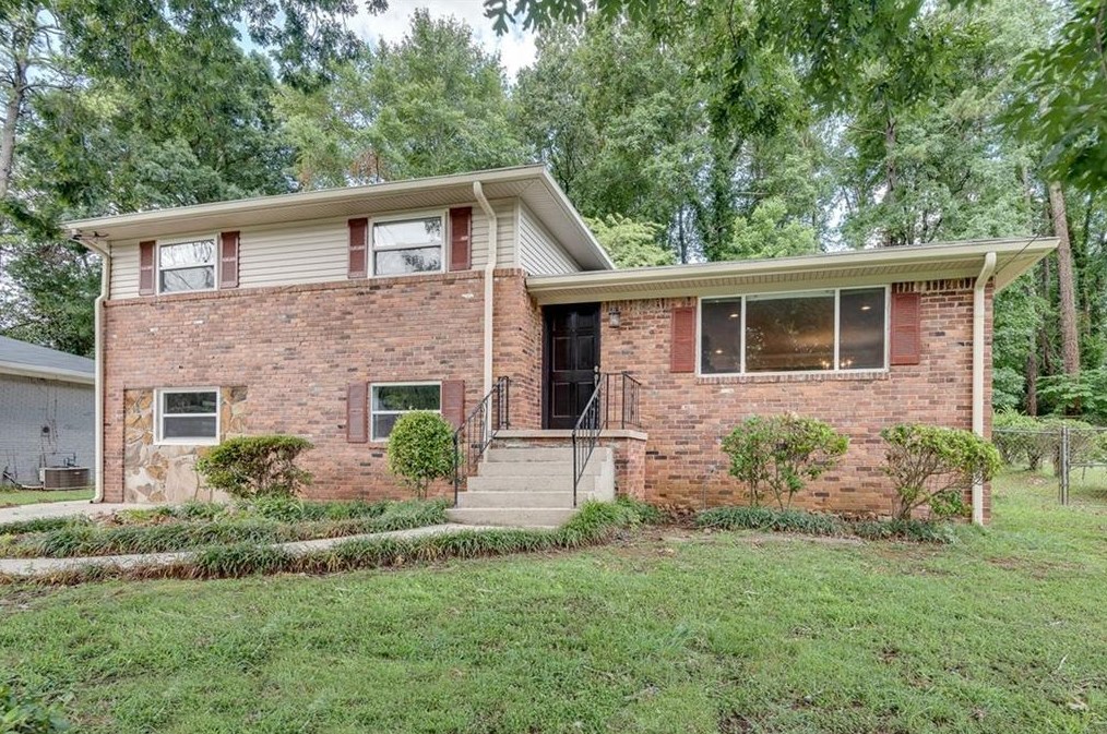 2303 Shamrock Dr, Decatur, GA 30032-7145