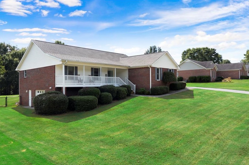 38 Cliffhanger Pointe, Euharlee, GA 30120-6079