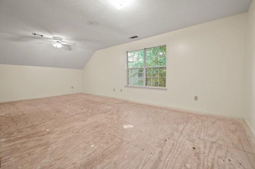 11665 Red Maple Frst Dr, Alpharetta GA 30005-7248 exterior